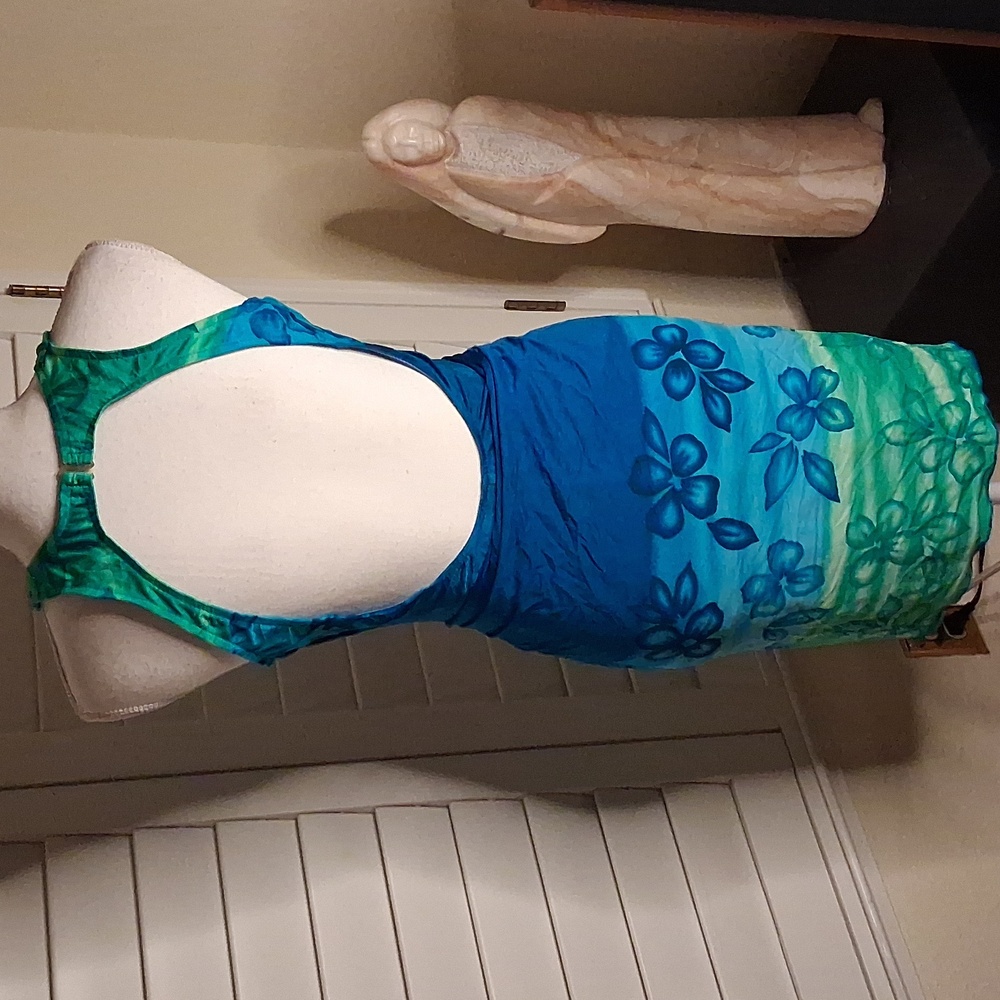 💙👙Westbound Beach Slimming One Piece Blue Floral Swimsuit & Wrap Size 12 - Picture 3 of 5